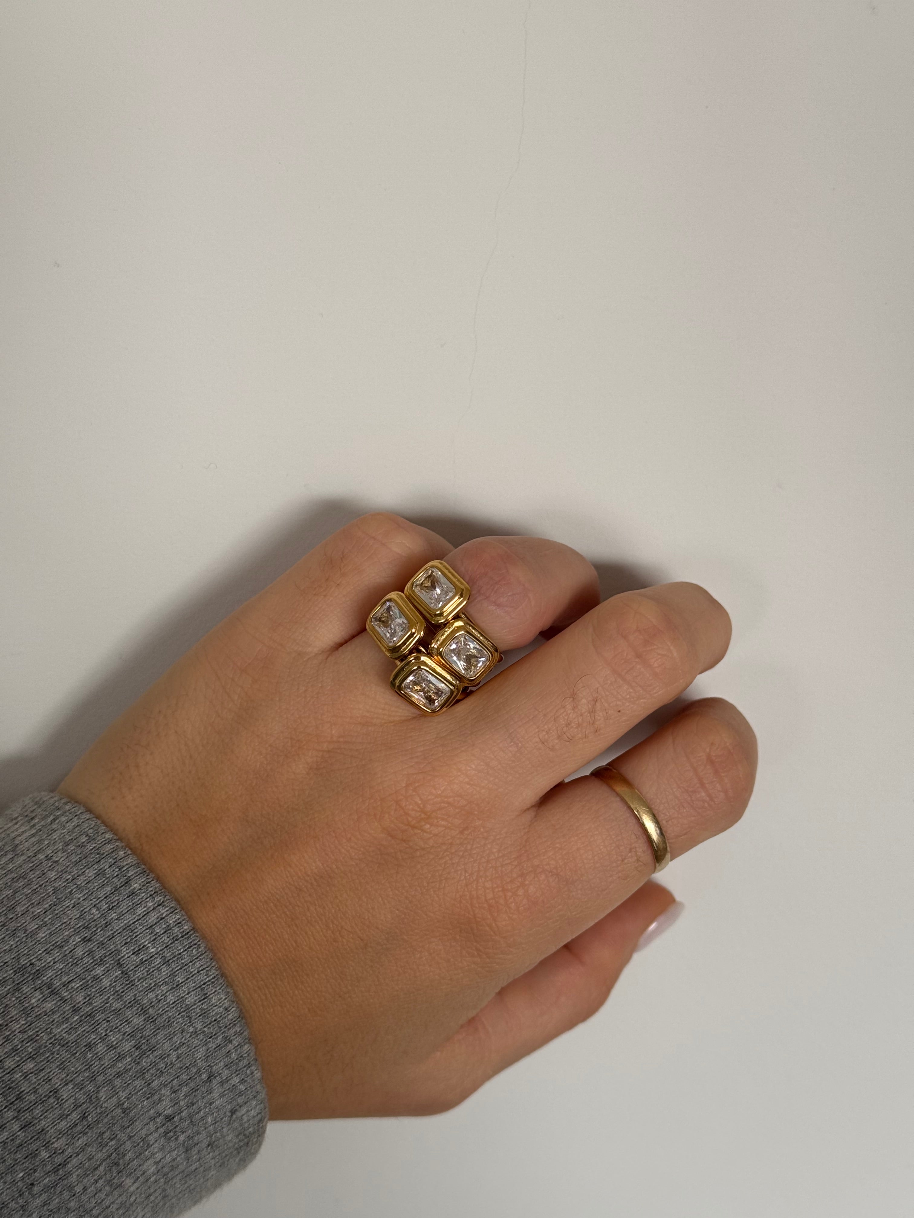 Octo Ring