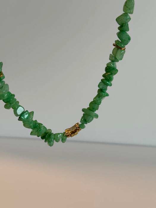 Collana in pietra dura