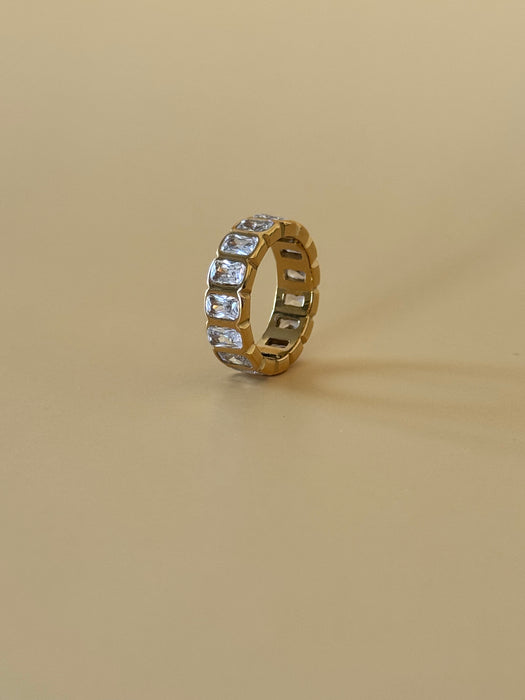 Bezel Ring