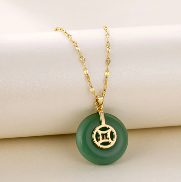 Jade donuts necklace